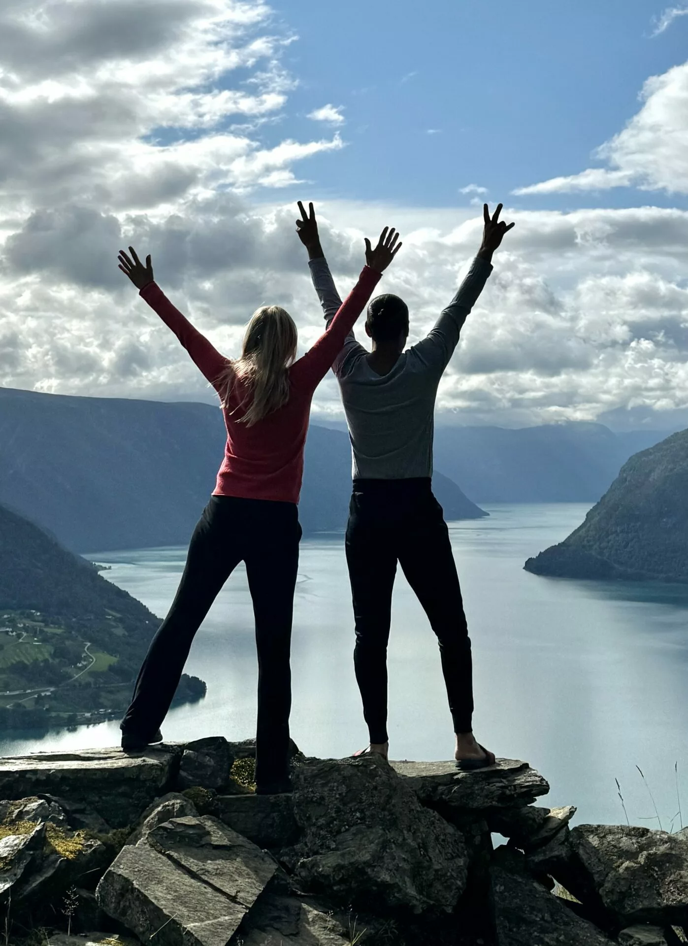 Fef84dff843a08684d2b4cb797f641f0b1307669